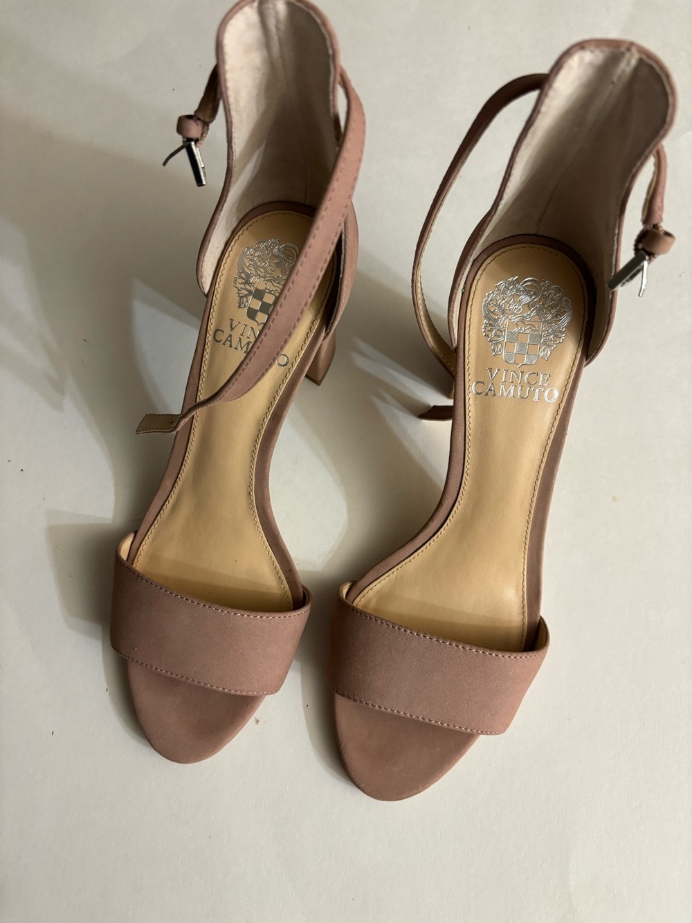 Vince Camuto Blush Pink Open-Toe Ankle Strap 3.5” Block Heels Size 7.5M NWOT